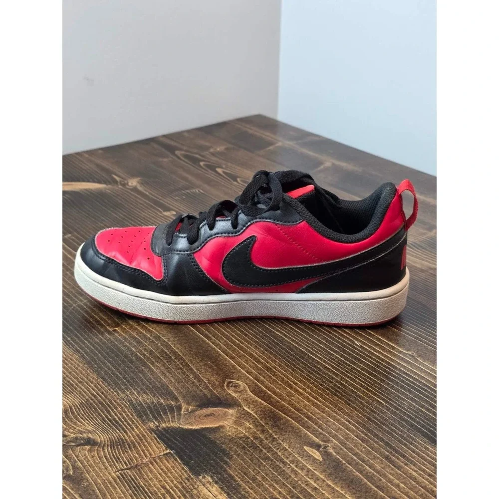 Nike Court Borough Youth Sneakers Size 6.5 Red Black Leather Court Low Top Shoes